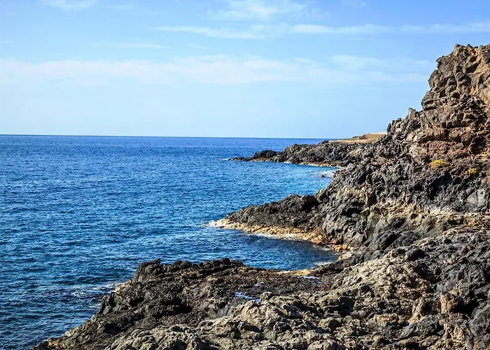 Appartamento Blue Waters With Heated Pool