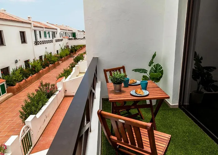 Blue Waters With Heated Pool Apartment Costa Del Silencio